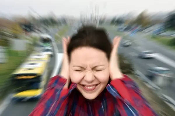 Can living near a busy street cause Parkinson's disease: here is what the study shows
