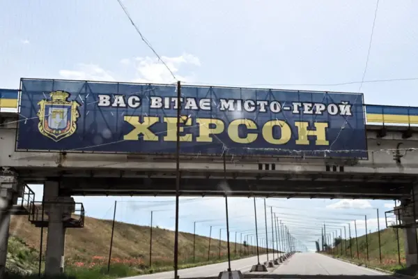 Ukraine condemns Russian drone's civilian "hunting," captured on video