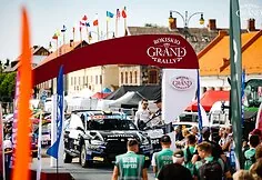 „Rokiškio Grand Rally 2026“ starto podiumas
