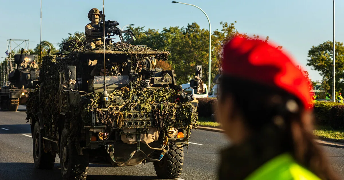 Poland celebrates Armed Forces Day with the largest military parade in history
