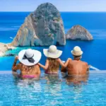 Lithuanian families are already looking for trips for autumn holidays: expert urges not to delay