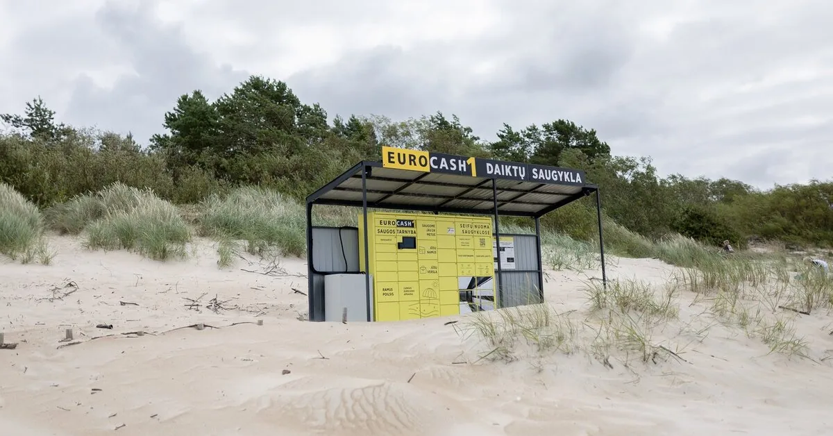 You wouldn't expect to see this on Palanga beach: this is what it's for
