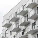 SEB analyst: next year the housing market will shrink by about 3 percent.