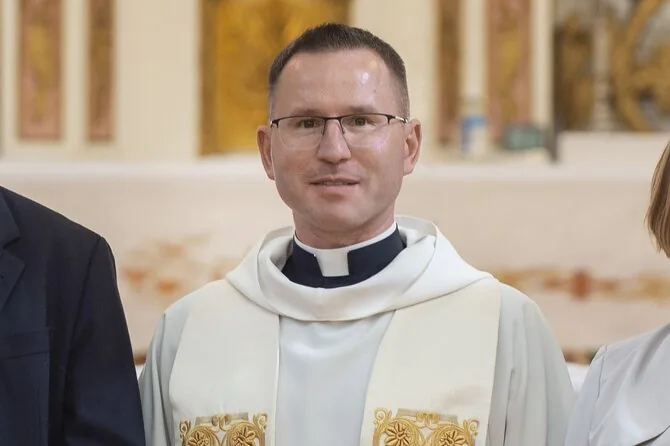 Butauto Burausko nuotr./Kunigas Tomas Paliukėnas