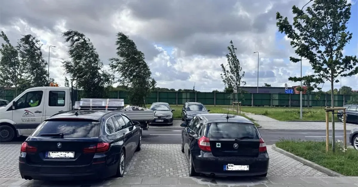Cars don't fit in the city: are Klaipėda drivers to blame?