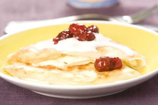 Crepes with cherries
