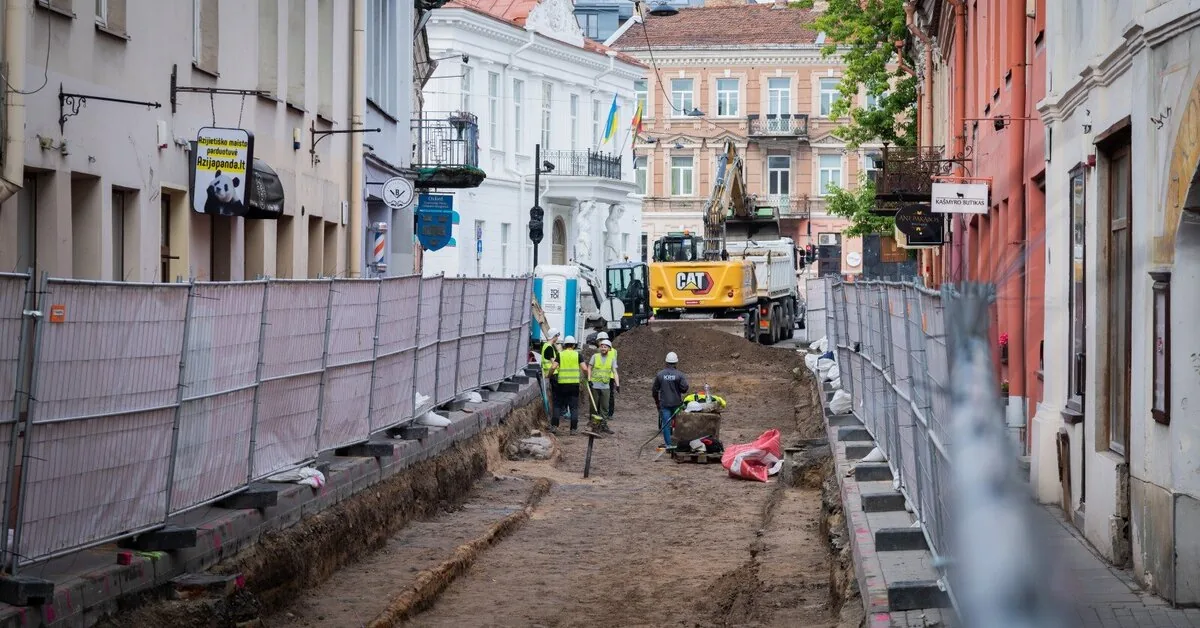 Due to the prolonged repair of Trakų Street, the businessman who closed the store: "Benkunskas is a very bad liar"