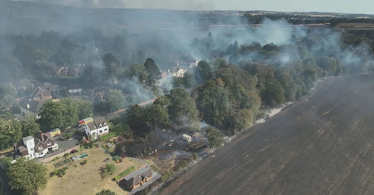 The United Kingdom is burning with fires: even firefighters ended up in the hospital