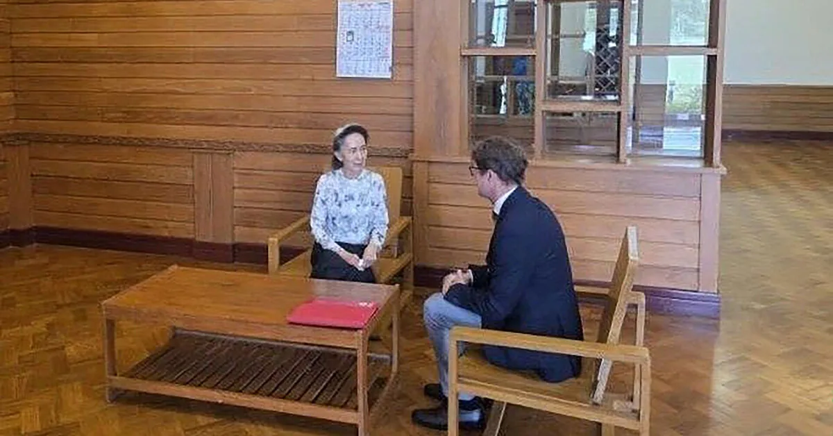 Aung San Suu Kyi detained in Myanmar met with a Red Cross representative