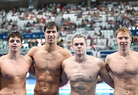 Lithuanian men's swimming 4x200m freestyle relay. From left to right: Kristupas Trepočka, Tomas Navikonis, Danas Rapšys, Tomas Lukminas.