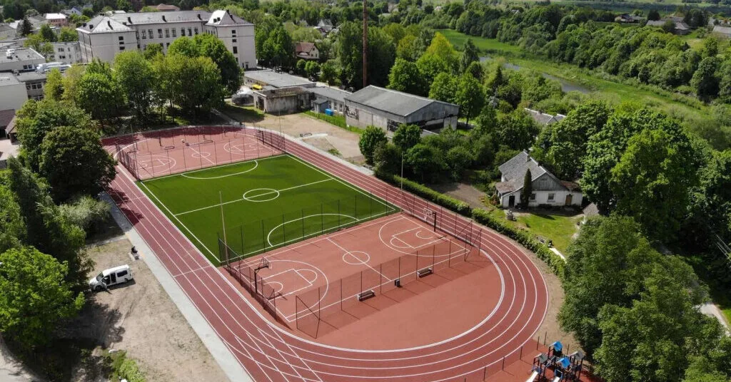 Salantai Gymnasium has completed the stadium reconstruction worth 785 thousand euros