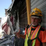 Colombian Housing Minister Faces Criticism: Took Vacation During Earthquake