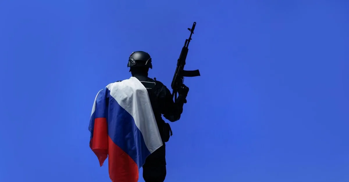 "Packed" on a bench with a beer bottle: how Russia is drafting men into the war against Ukraine