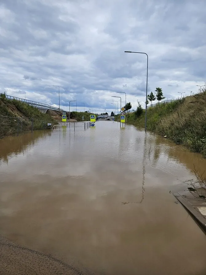 Skaitytojo nuotr./Tarandės tunelio statybų aikštelė po lietaus