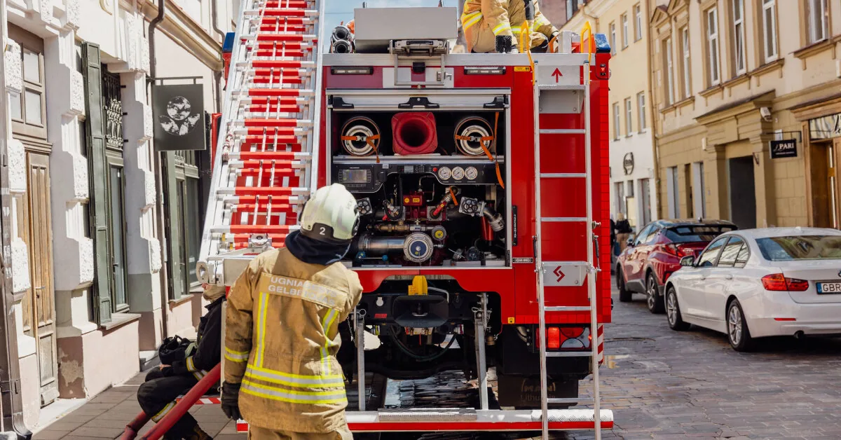 The rescue operation of a 100-year-old Vilnius resident moved all the services, but not her: the elderly lady was just resting