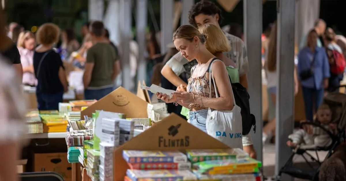 Vilnius becomes a literary scene: "Book Square" will invite to three city spaces this year