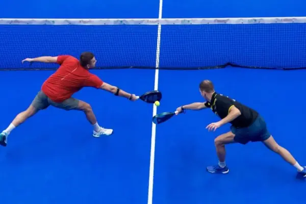 Why are padel rackets breaking popularity records in this sport? Only those who have already tried the courts know the answer