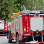 Švenčionyse padegtas pusės amžiaus senumo sunkvežimis „Volvo“