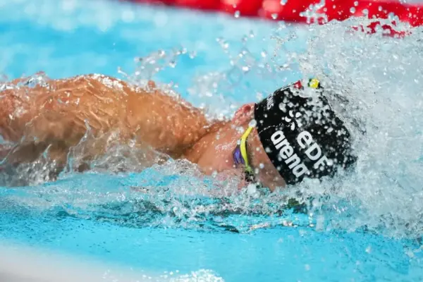 With an impressive finish, the tall Lithuanian swimmer raced into yet another final