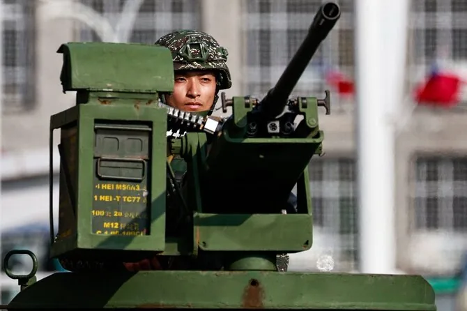 Taiwan soldier / DANIEL CENG / AFP