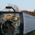 Terrible head-on collision in Italy: camper crashed into a bus full of tourists