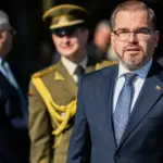 Minister: strengthening defense without harming statutory services requires creating a common strategy