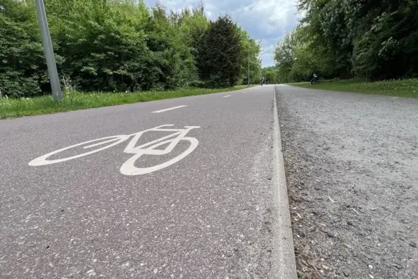 In Švenčionėliai, pedestrian and bicycle paths are being completed for about 8 million euros