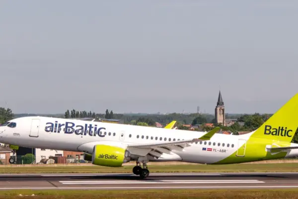 Since Monday, the price of airBaltic bonds has dropped by 42.1%.