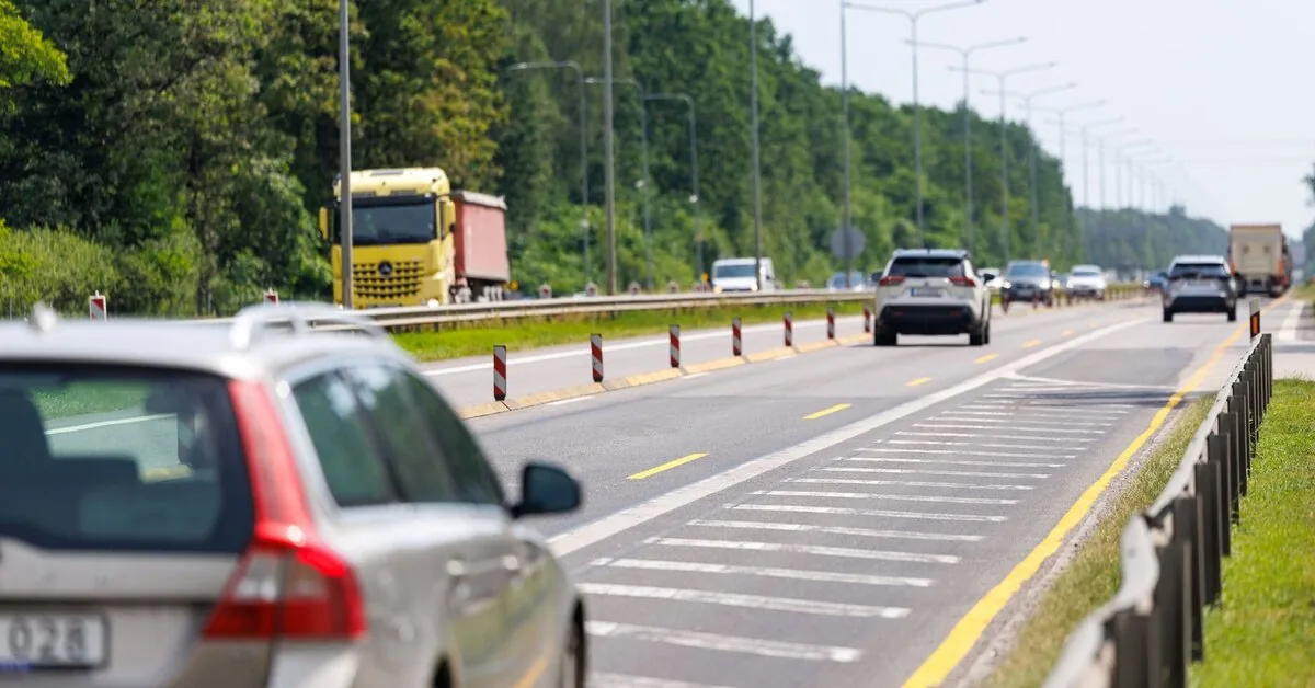 Automagistralių remonto ypatumai: kodėl, suklydus vienam vairuotojui, kenčia visi?