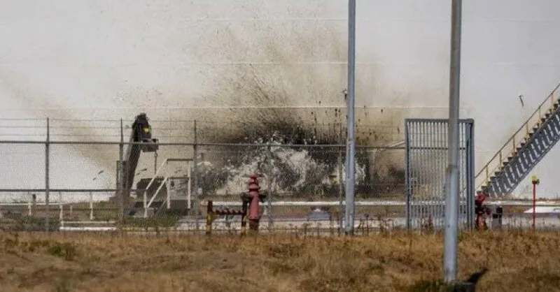 Rotterdam port – powerful explosion