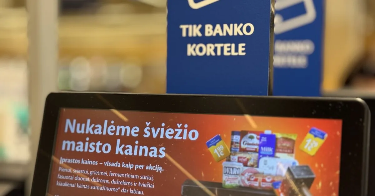 Fresh food even cheaper: named the differences between old and new usual prices at "Maxima"