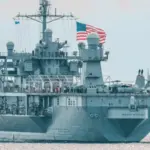 But that was not all: Trumpas began to change the new aircraft carrier