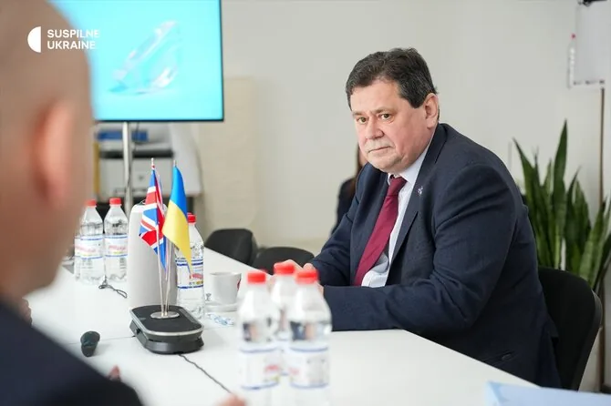 „Suspilne“ nuotr./Jungtinės Karalystės ambasadorius Ukrainoje Neilas Cromptonas