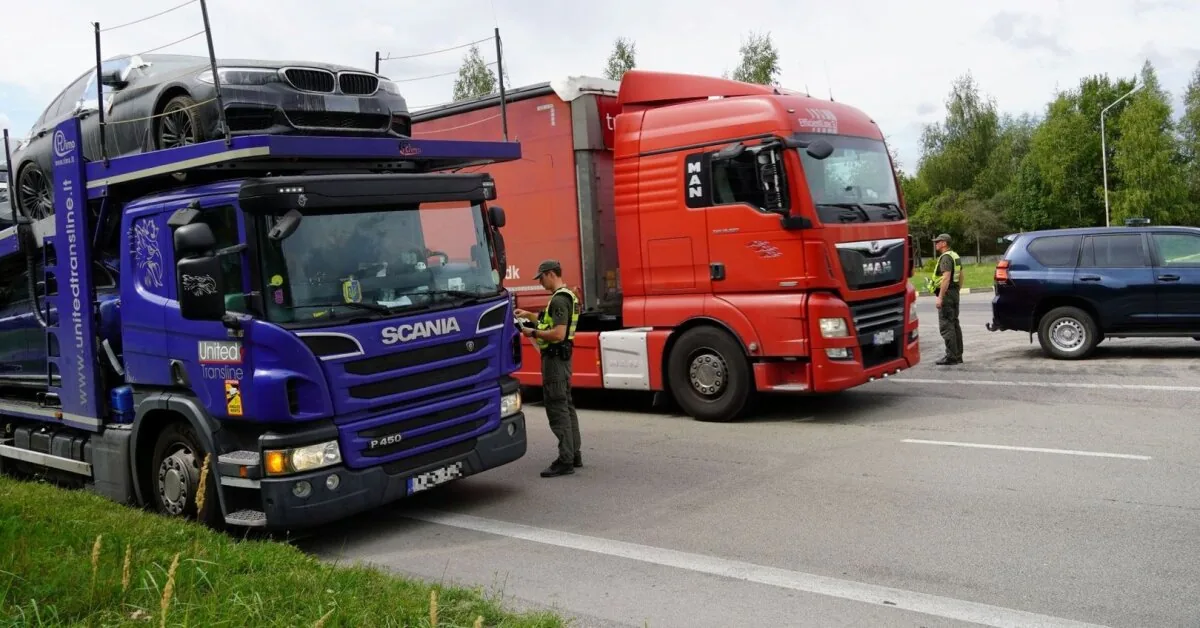 The container checked by Varėna officers showed two documents: one problem – one of them is not genuine