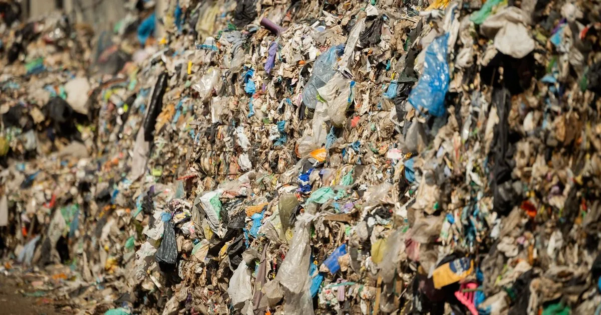 Environmentalists: waste in Naujoji Vilnia is managed based on municipal decisions