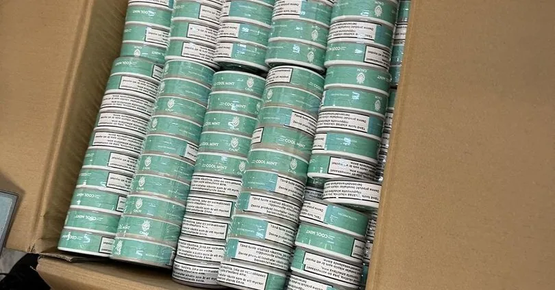 An illegal nicotine pouch factory found in the Kaunas district: hundreds of thousands of boxes discovered