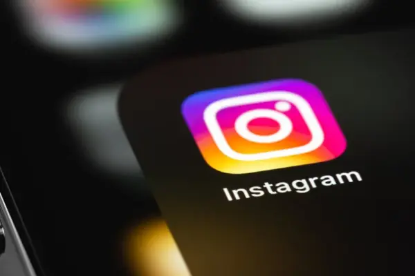 "Instagram" updated its logo after a decade – the changes also sparked jokes