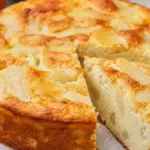 Mix and bake: this curd casserole with pears melts in your mouth
