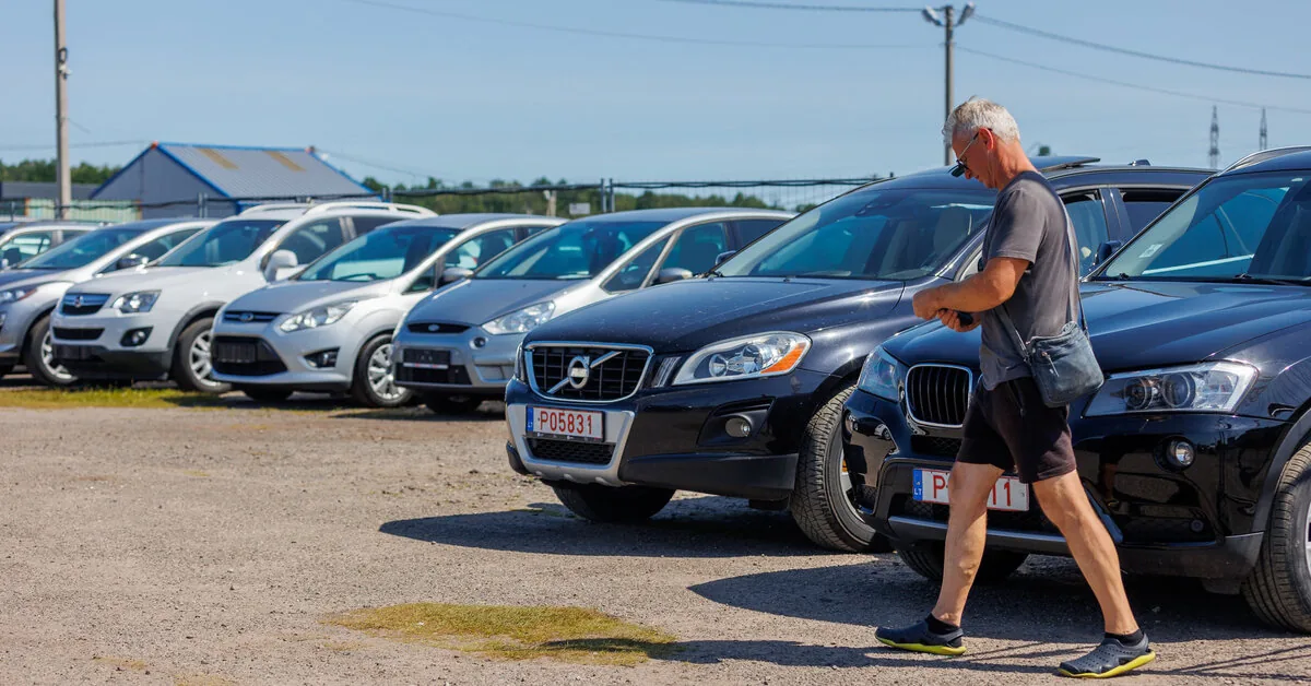 They have bought cars with pension fund money: recorded transaction records amaze