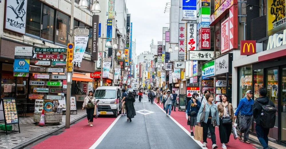 Tokyo may lose its special status: Japan chooses a second capital