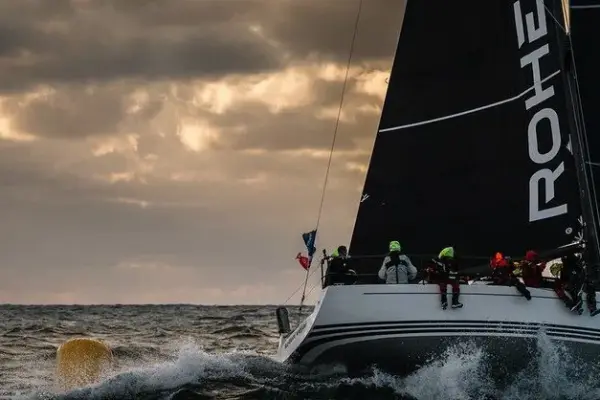 50 nautical miles from the shore: the night "Brabander" mission in the stormy Baltic