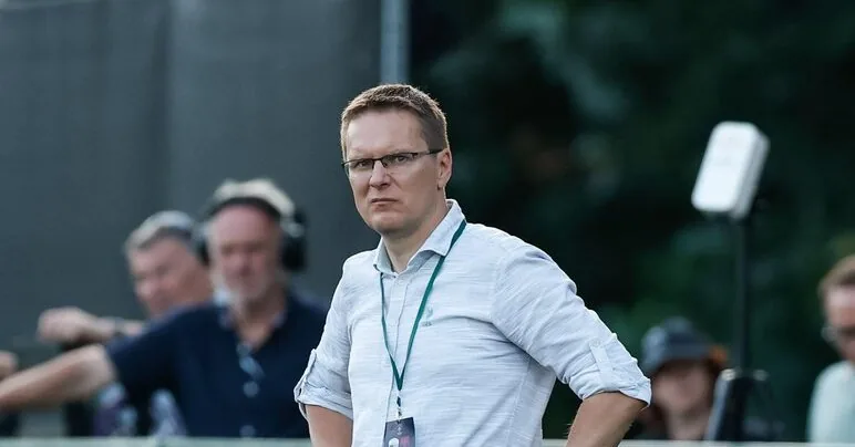 Dambrauskas' team, pushing into the Champions League, started the title defense with a victory