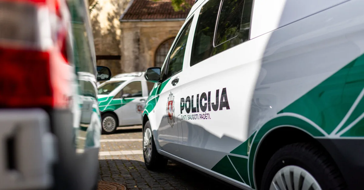 Heavily drunk woman in Marijampolė possibly drove a stolen car into a body of water
