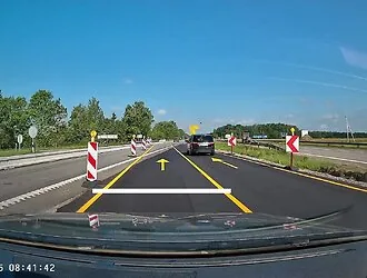 Penktadienį gatvės ir keliai dėl avarijų užsikimšo neįprastai anksti: kurias vietas geriau aplenkti?