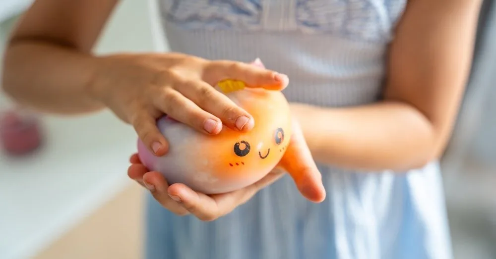 Warning about popular "squishy" toys: a trend spreading on social networks is putting children in the hospital