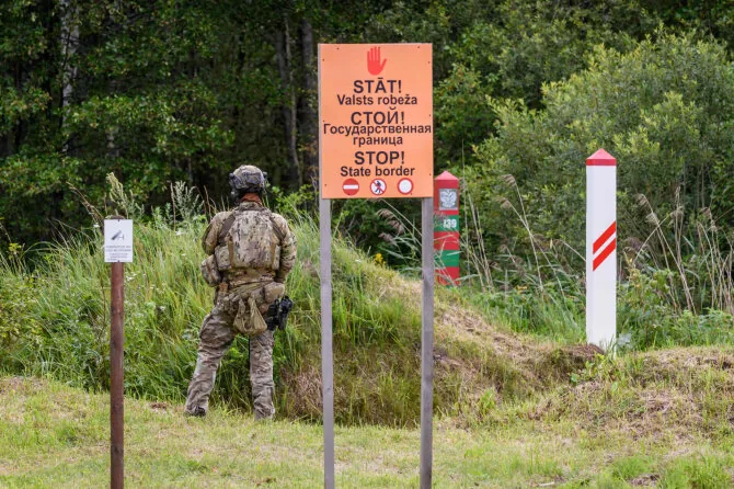 Latvian border with Russia / GINTS IVUSKANS / AFP