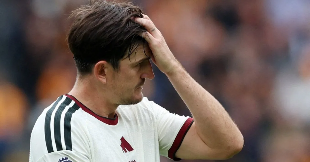 Did Maguire forget which team he plays for? The "efforts" of the United defender amused the internet