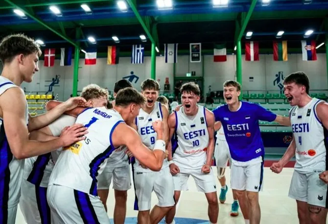 FIBA nuotr./Stenas Markusas Adamsonas (Nr.10)