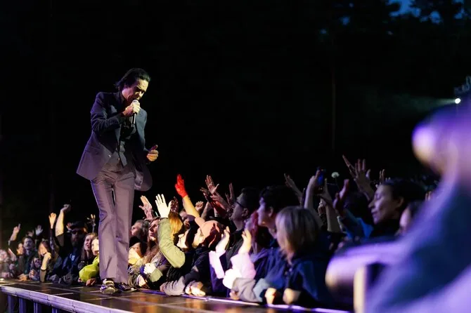 Gretos Skaraitienės / BNS photo / „Nick Cave & The Bad Seeds“ concert at Vilnius Kalnų Park