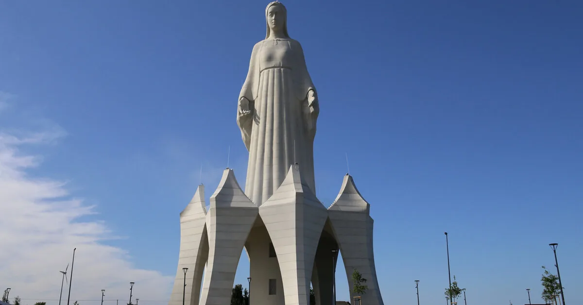 The tallest sculpture of the Virgin Mary in Europe unveiled in Poland